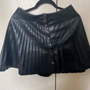 Vegan Leather pleated Skirt